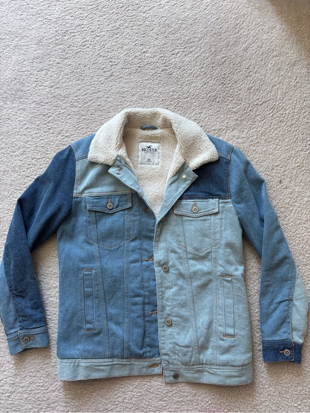 Hollister Oversized Colorblock Two-Tone Blue Sherpa-Lined Denim Jacket